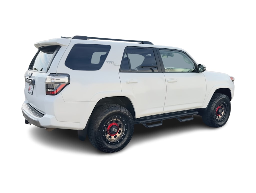 Thumbnail: 2020 Toyota 4Runner - 24