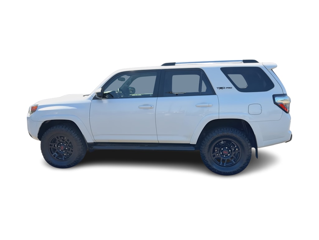 Thumbnail: 2016 Toyota 4Runner - 22