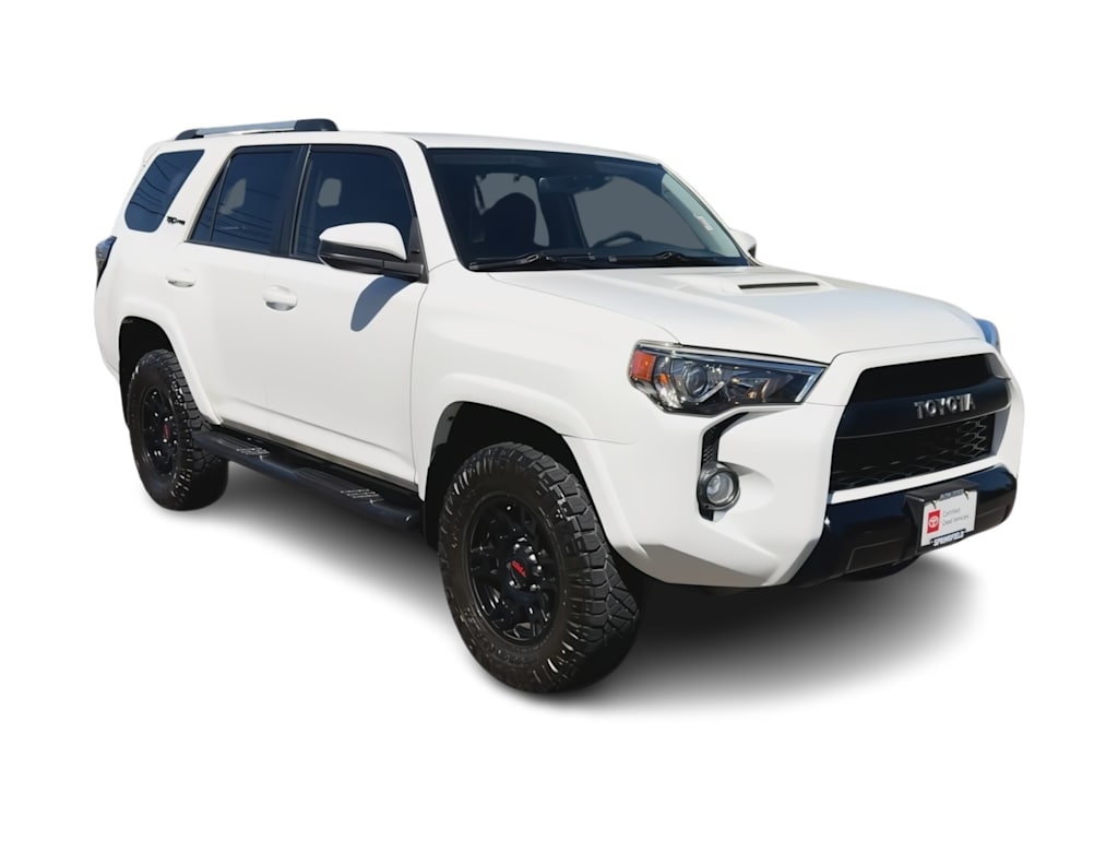 Thumbnail: 2016 Toyota 4Runner - 21