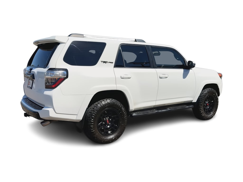 Thumbnail: 2016 Toyota 4Runner - 24