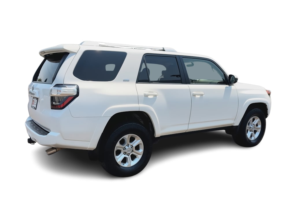 Thumbnail: 2016 Toyota 4Runner - 23