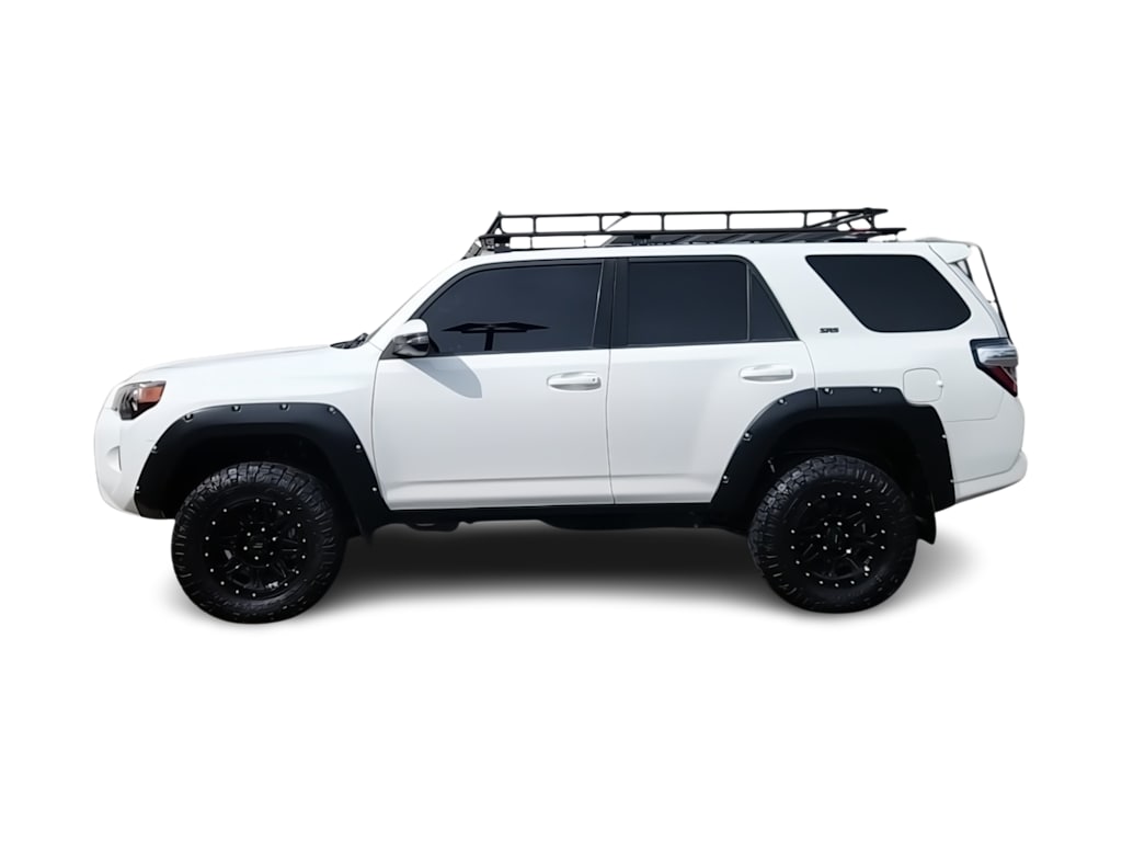 Thumbnail: 2016 Toyota 4Runner - 20