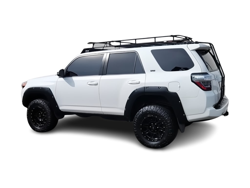 Thumbnail: 2016 Toyota 4Runner - 21