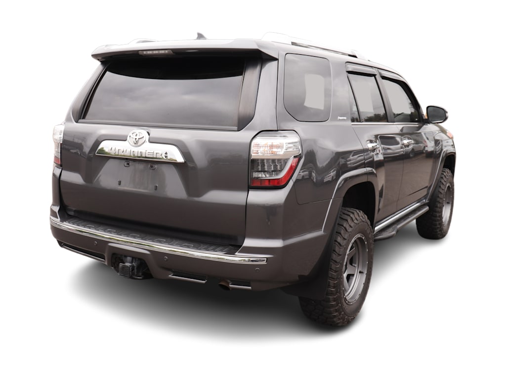Thumbnail: 2022 Toyota 4Runner - 11