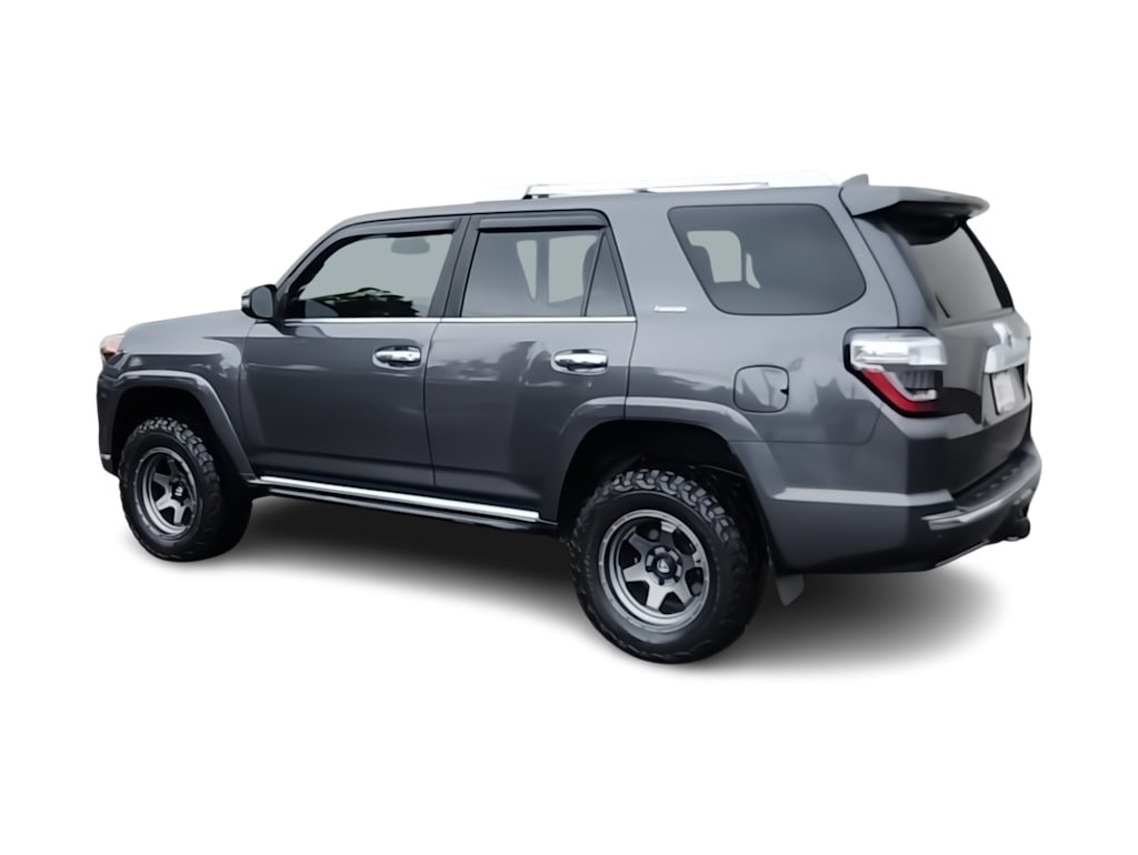 Thumbnail: 2022 Toyota 4Runner - 21