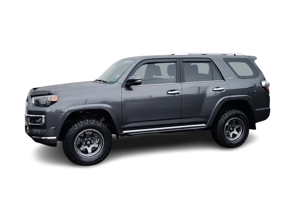 Thumbnail: 2022 Toyota 4Runner - 3