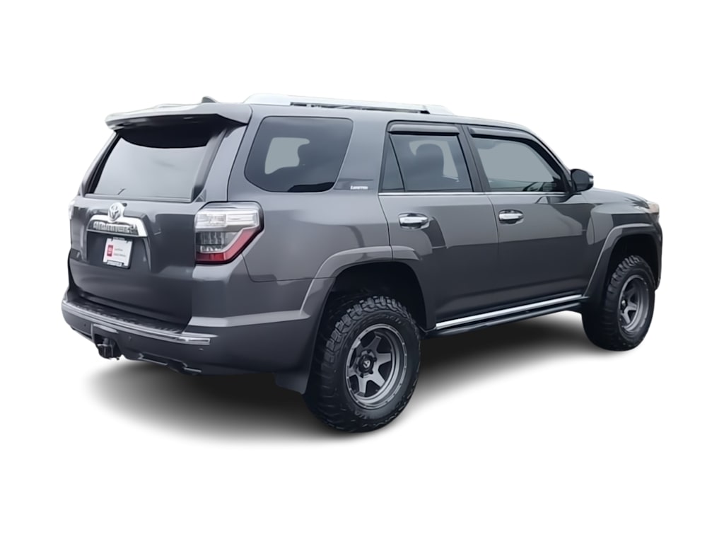 Thumbnail: 2022 Toyota 4Runner - 23
