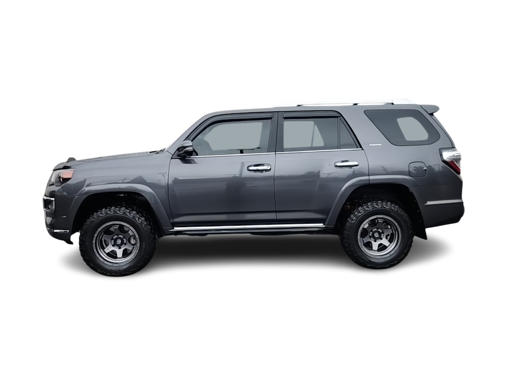 Thumbnail: 2022 Toyota 4Runner - 20