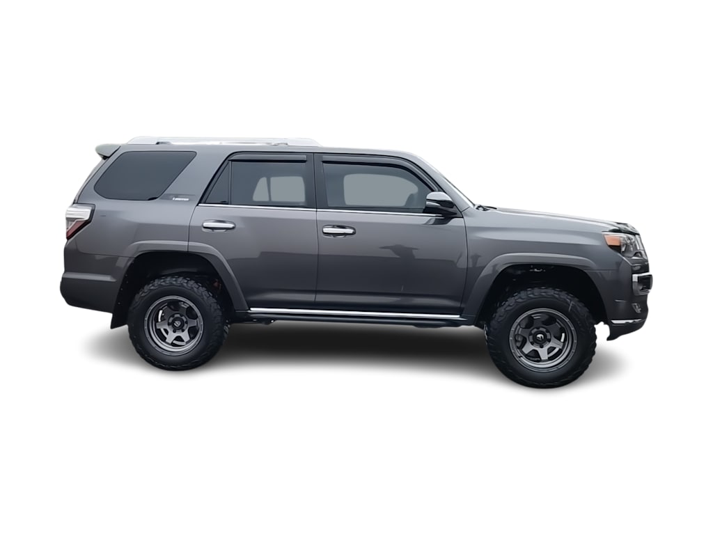 Thumbnail: 2022 Toyota 4Runner - 24