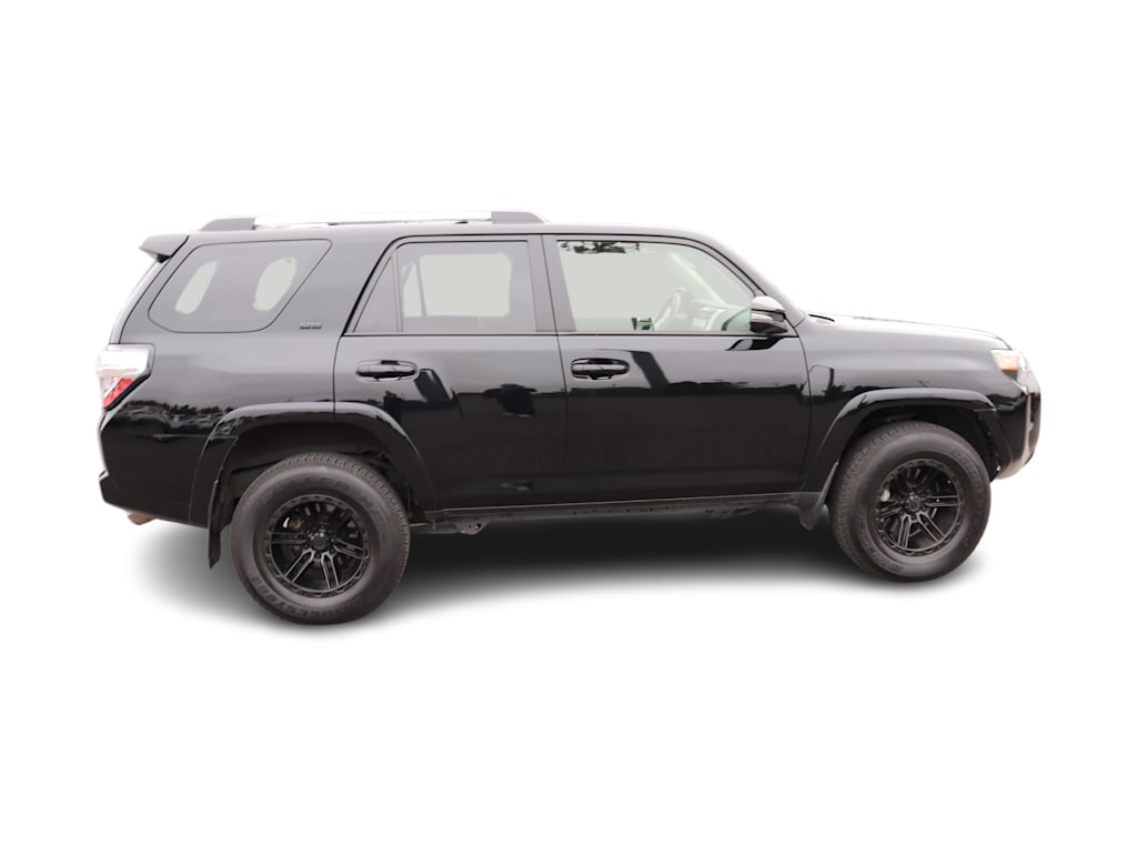 Thumbnail: 2024 Toyota 4Runner - 10