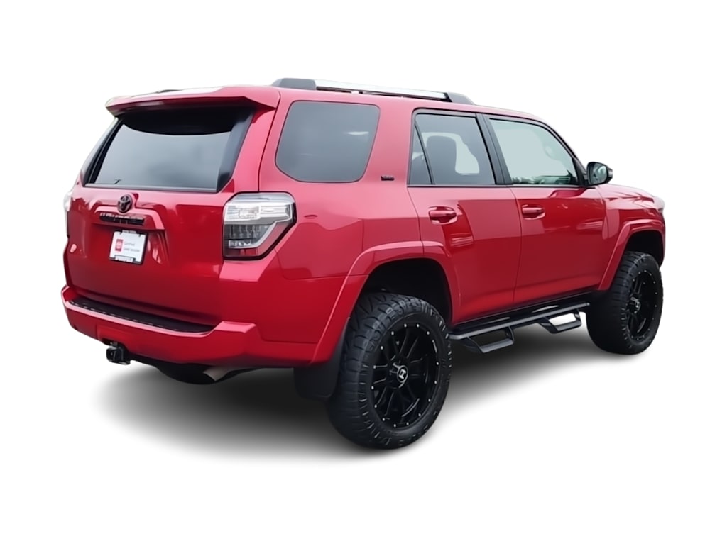 Thumbnail: 2021 Toyota 4Runner - 23
