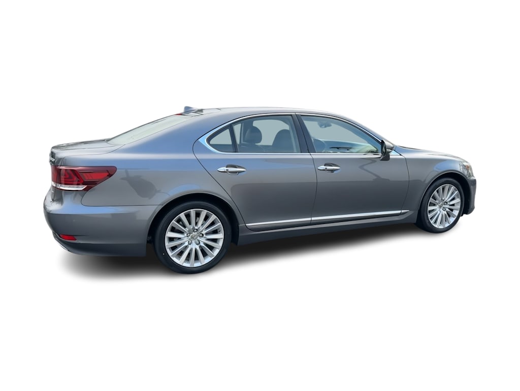 2016 Lexus LS 460 23