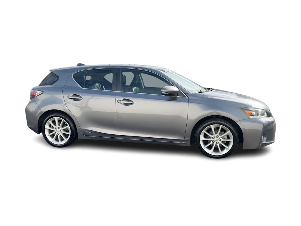 2013 Lexus CT 200h 23
