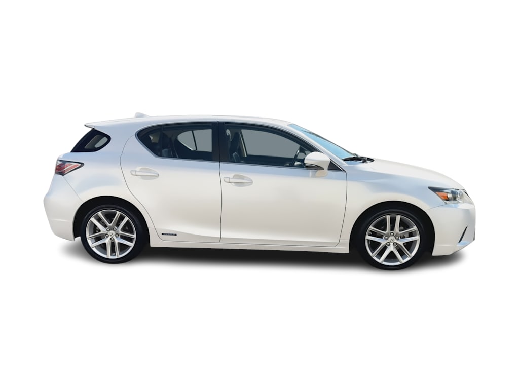 Thumbnail: 2015 Lexus CT - 24