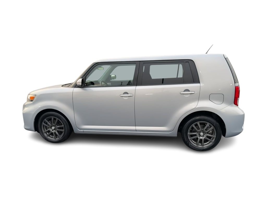 2013 Scion xB 10 Series 22