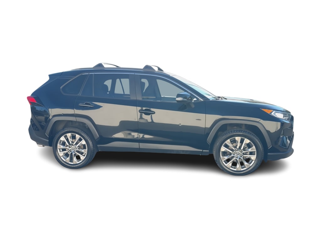 Thumbnail: 2019 Toyota RAV4 - 24