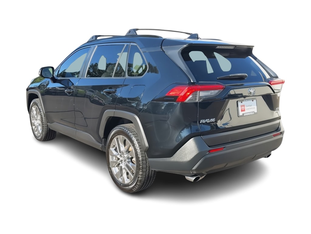 Thumbnail: 2019 Toyota RAV4 - 4