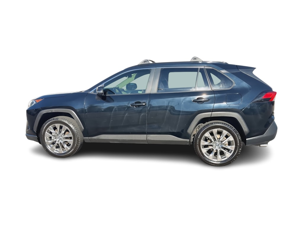 Thumbnail: 2019 Toyota RAV4 - 21