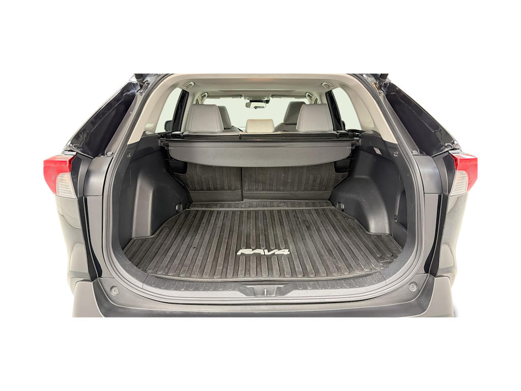 Thumbnail: 2019 Toyota RAV4 - 17