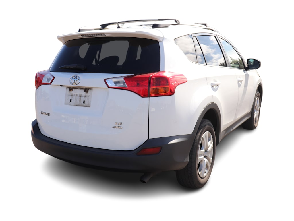 Thumbnail: 2015 Toyota RAV4 - 11