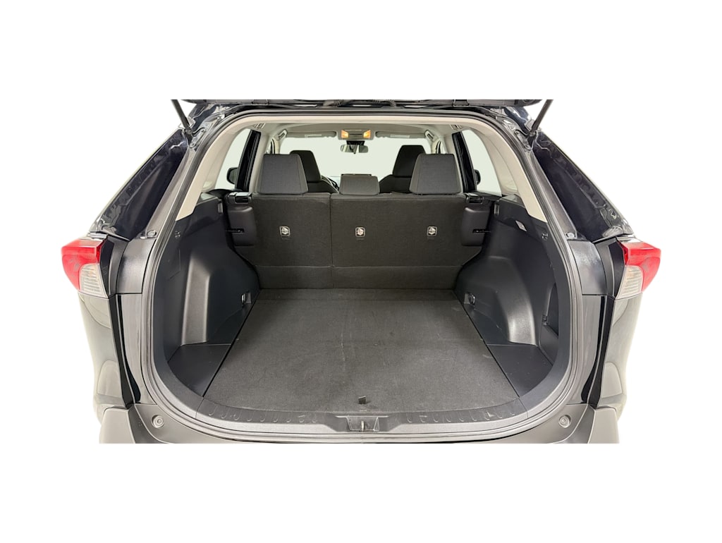 Thumbnail: 2019 Toyota RAV4 - 17