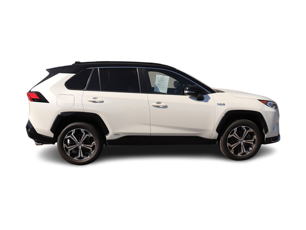 Thumbnail: 2021 Toyota RAV4 - 9