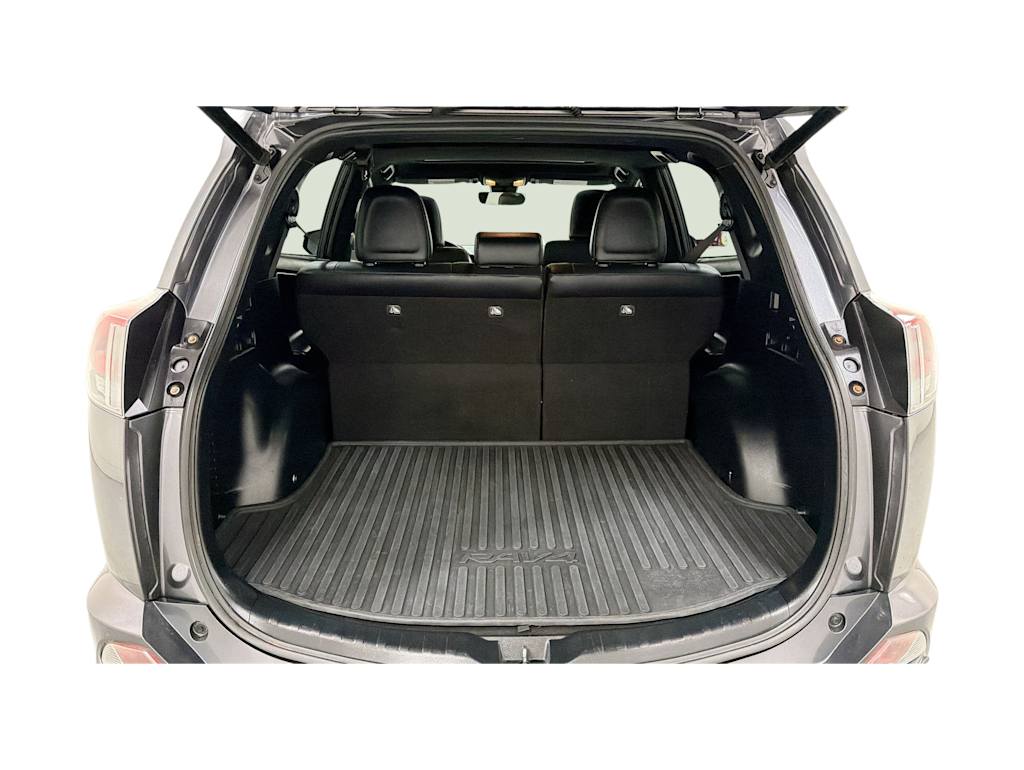 Thumbnail: 2018 Toyota RAV4 - 18