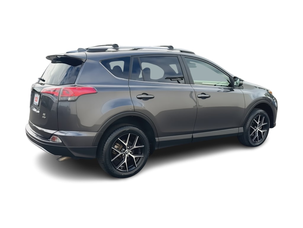 Thumbnail: 2018 Toyota RAV4 - 24