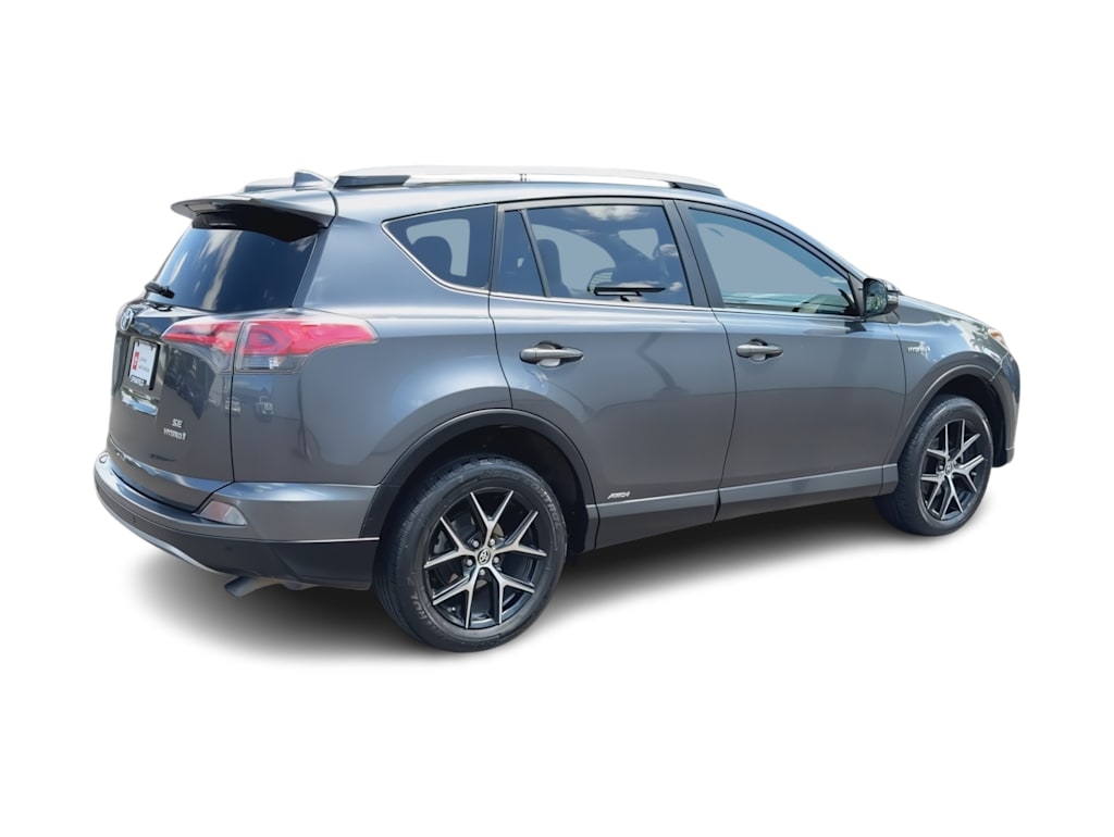 Thumbnail: 2017 Toyota RAV4 - 23