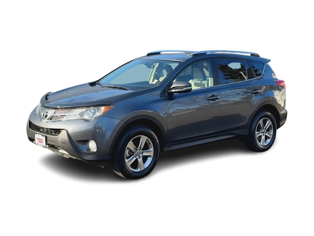 Thumbnail: 2015 Toyota RAV4 - 3