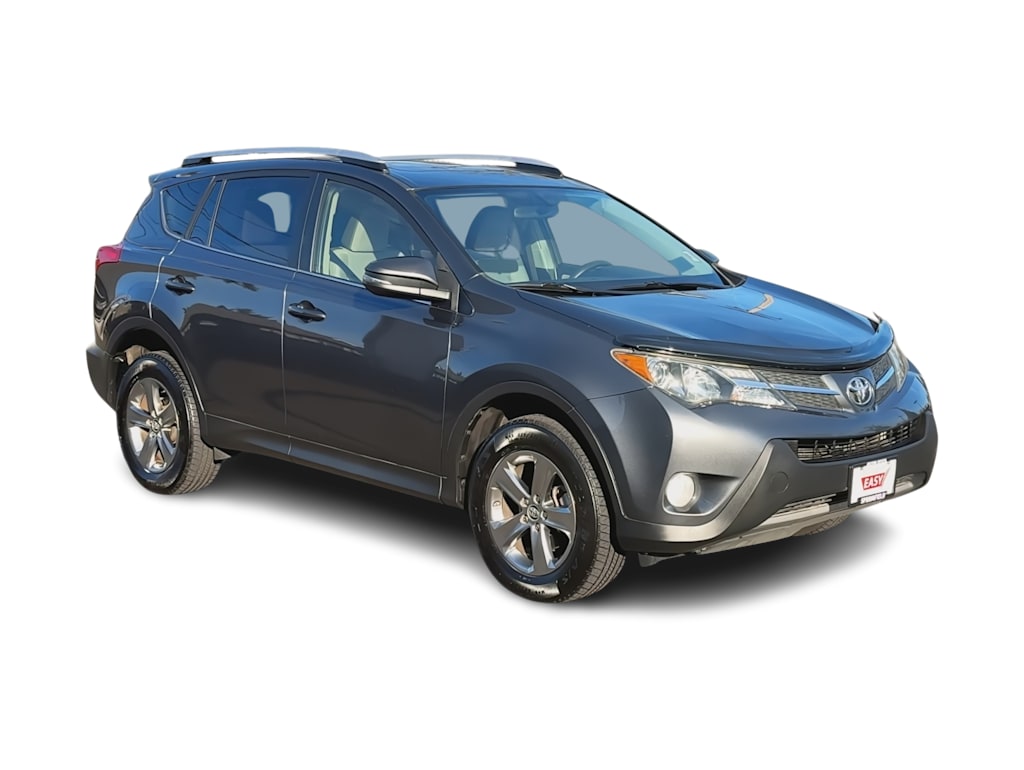 Thumbnail: 2015 Toyota RAV4 - 21