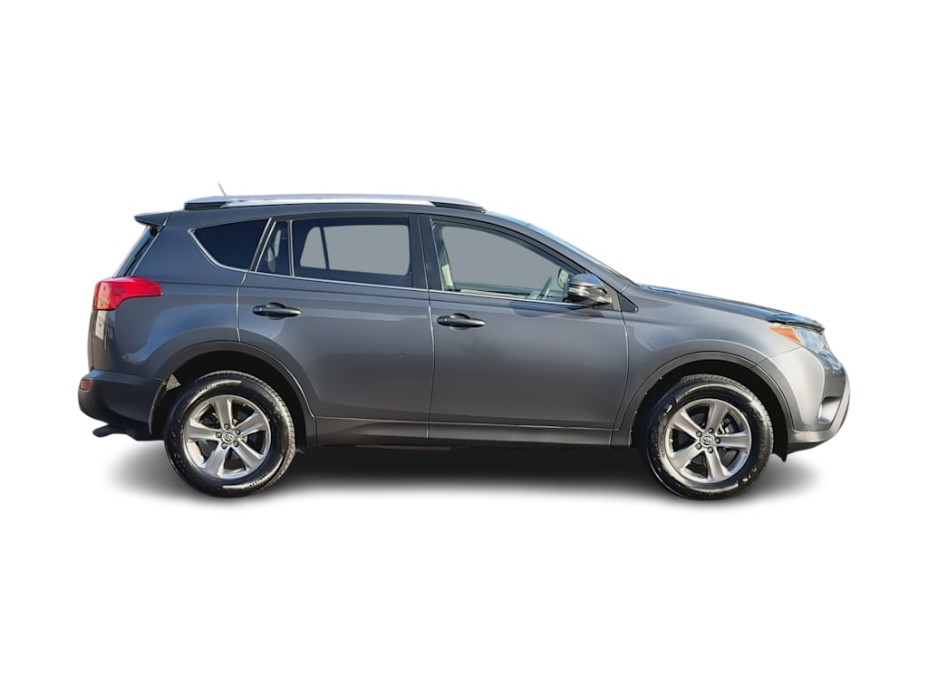Thumbnail: 2015 Toyota RAV4 - 24