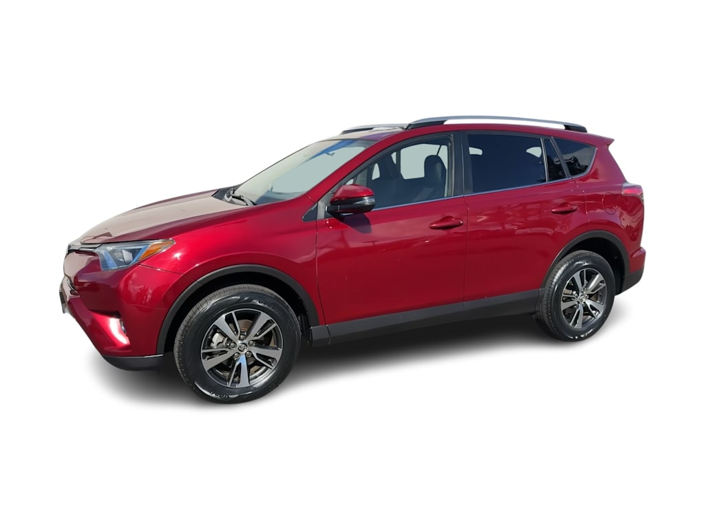 2018 Toyota RAV4 XLE 3