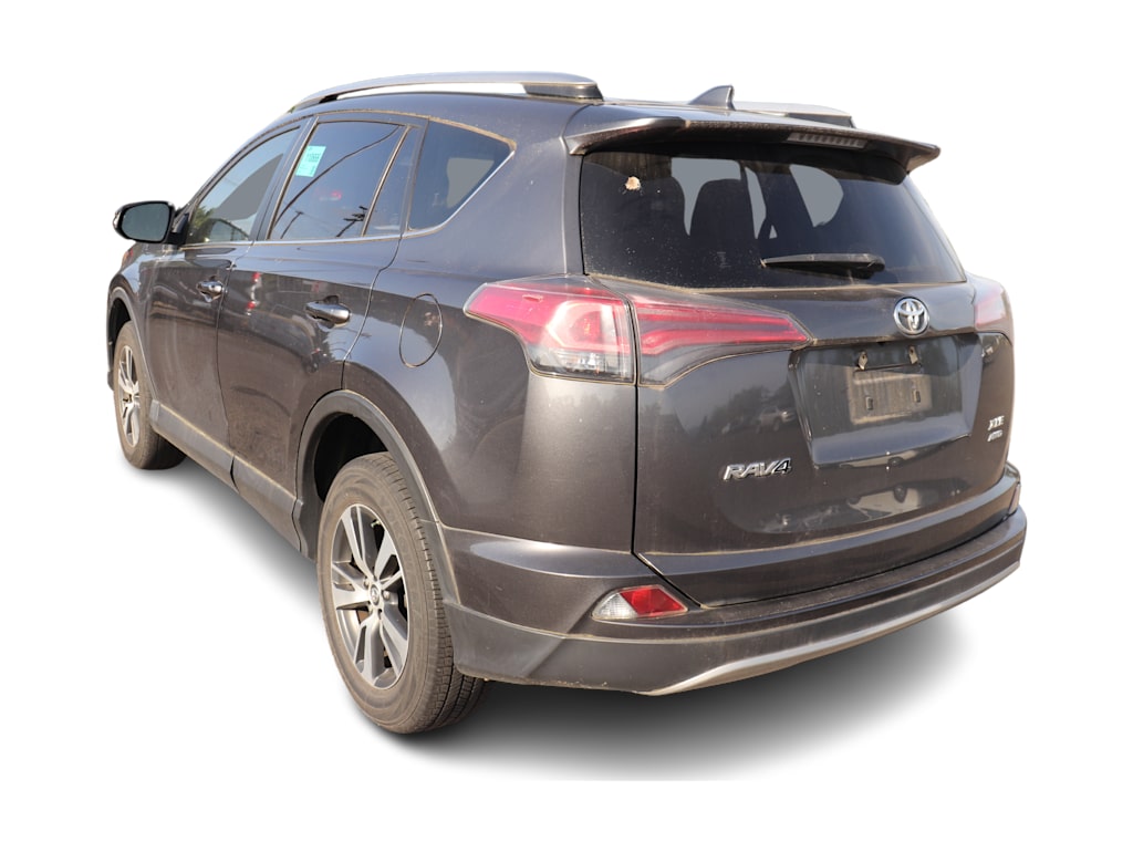 Thumbnail: 2018 Toyota RAV4 - 4
