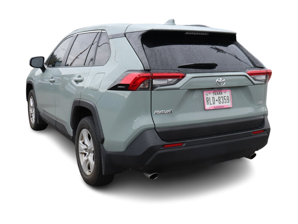 Thumbnail: 2021 Toyota RAV4 - 3