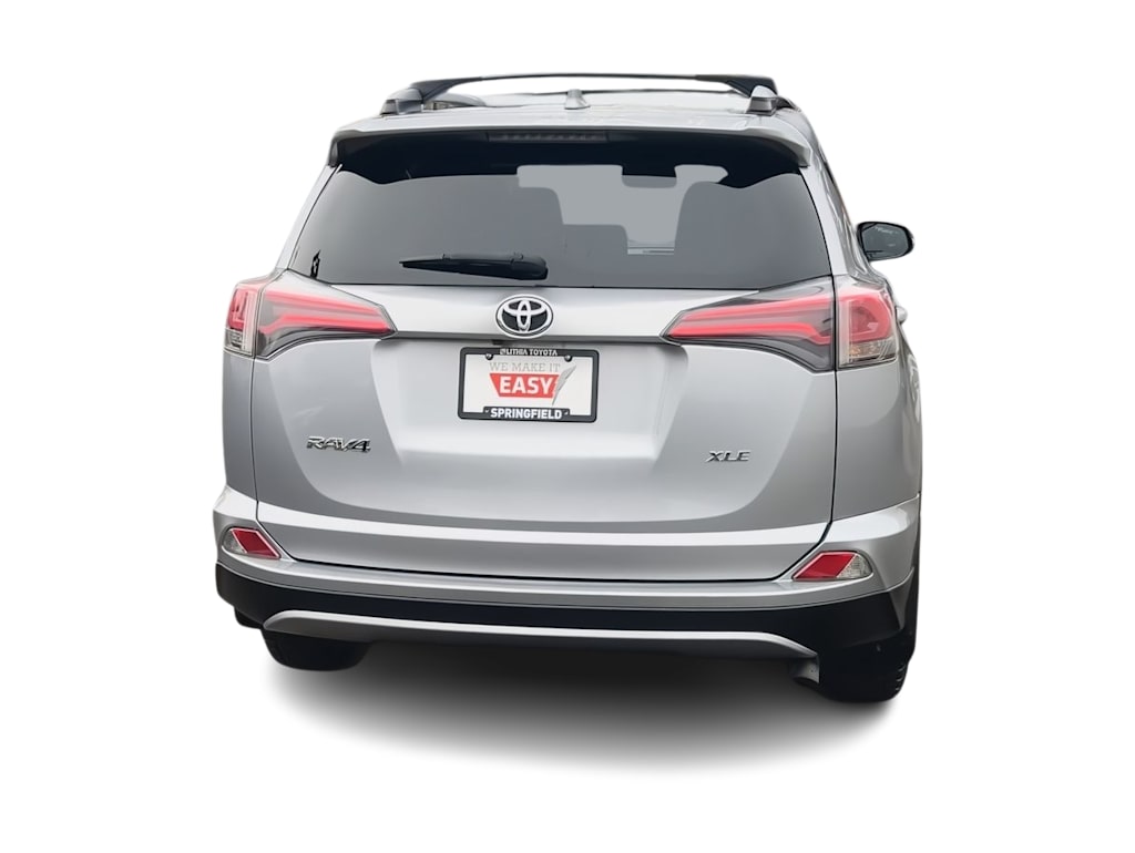 2018 Toyota RAV4 XLE 22