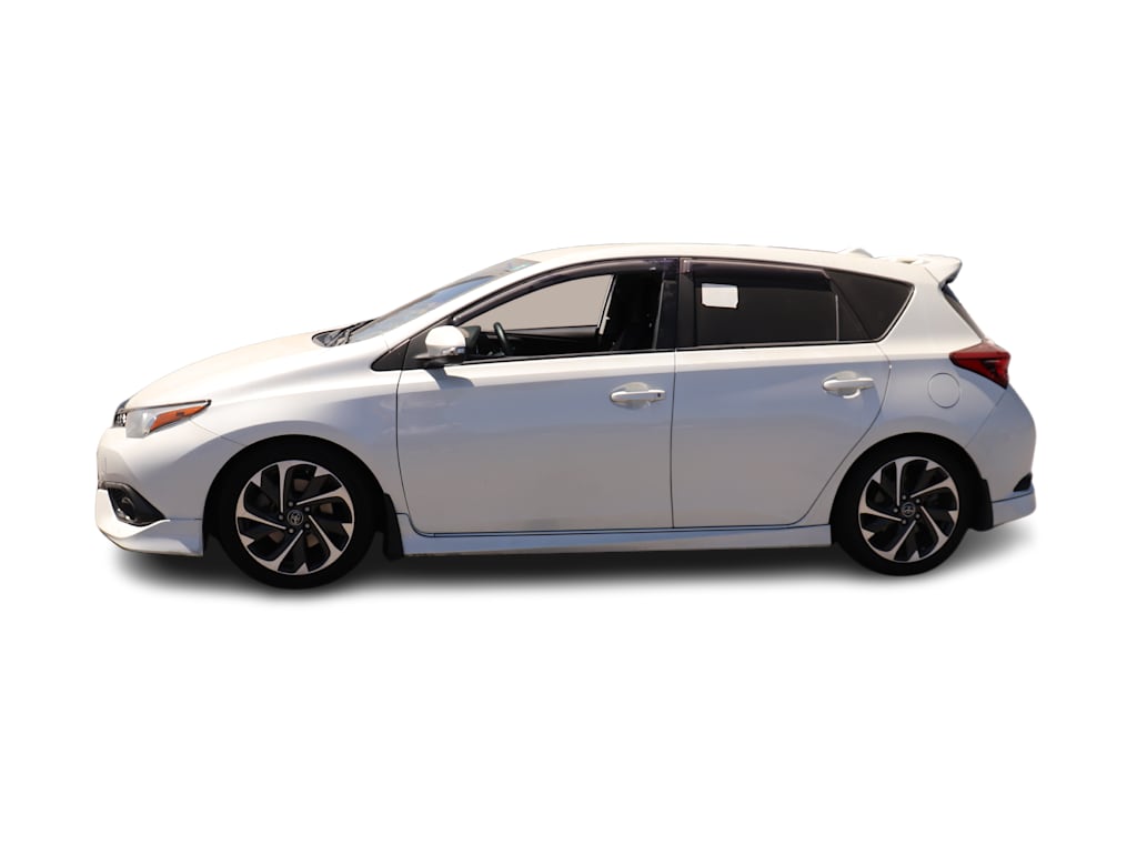 Thumbnail: 2018 Toyota Corolla iM - 3