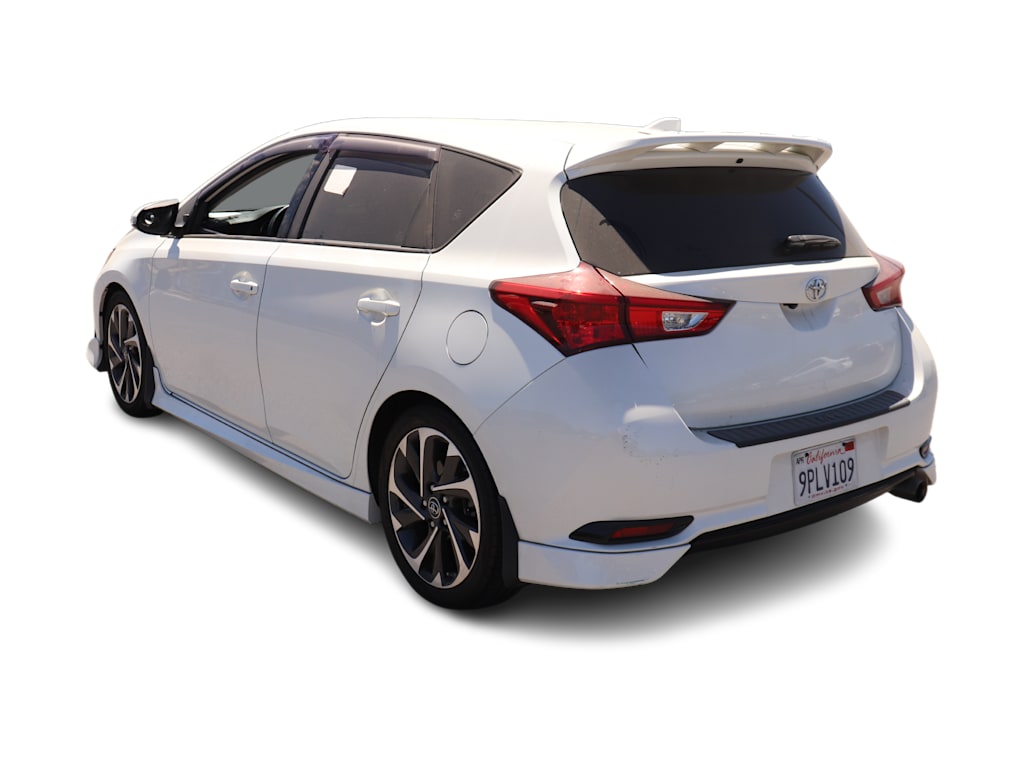 Thumbnail: 2018 Toyota Corolla iM - 4
