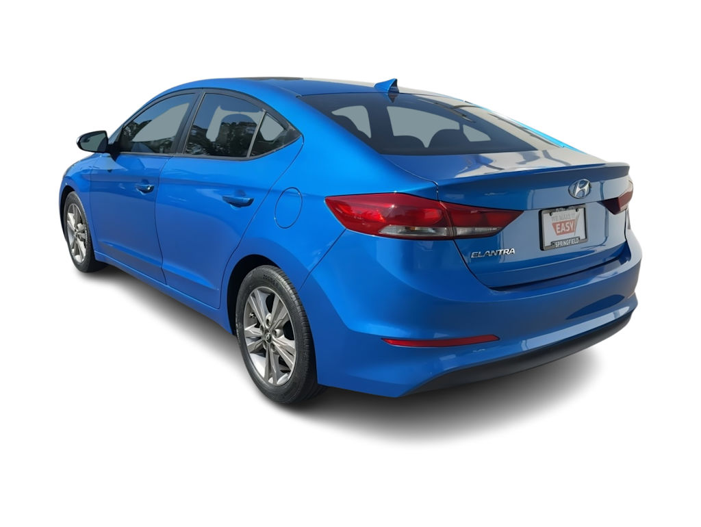 Thumbnail: 2017 Hyundai Elantra - 4
