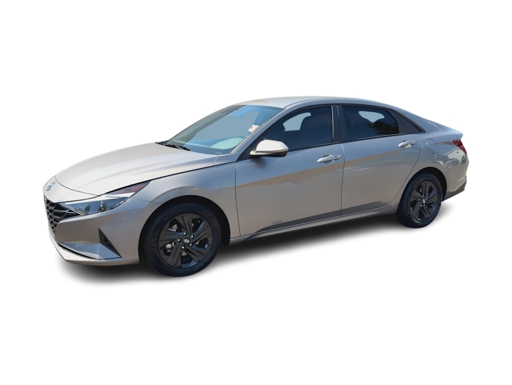 Thumbnail: 2023 Hyundai Elantra - 3