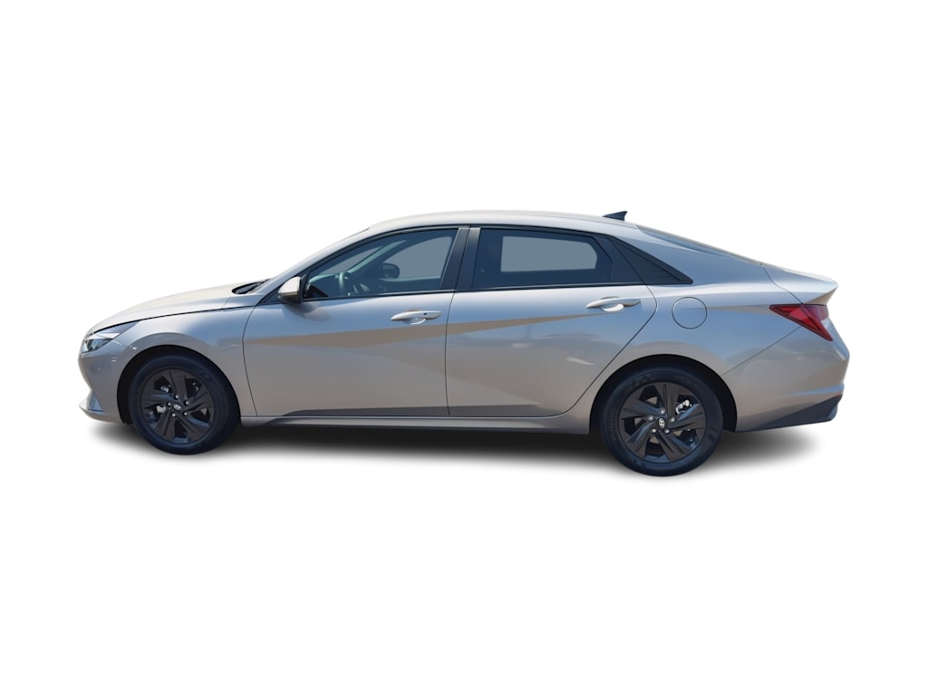 Thumbnail: 2023 Hyundai Elantra - 19