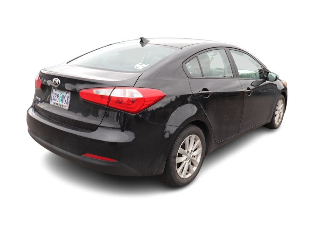 Thumbnail: 2016 Kia Forte - 11
