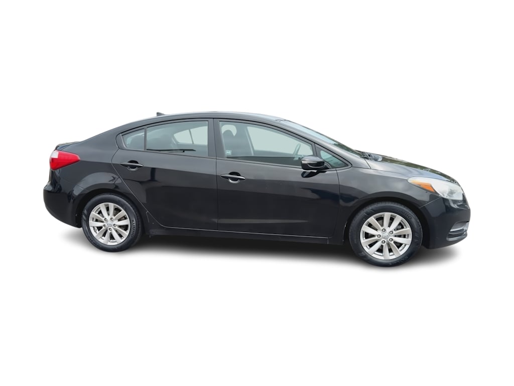 Thumbnail: 2016 Kia Forte - 24