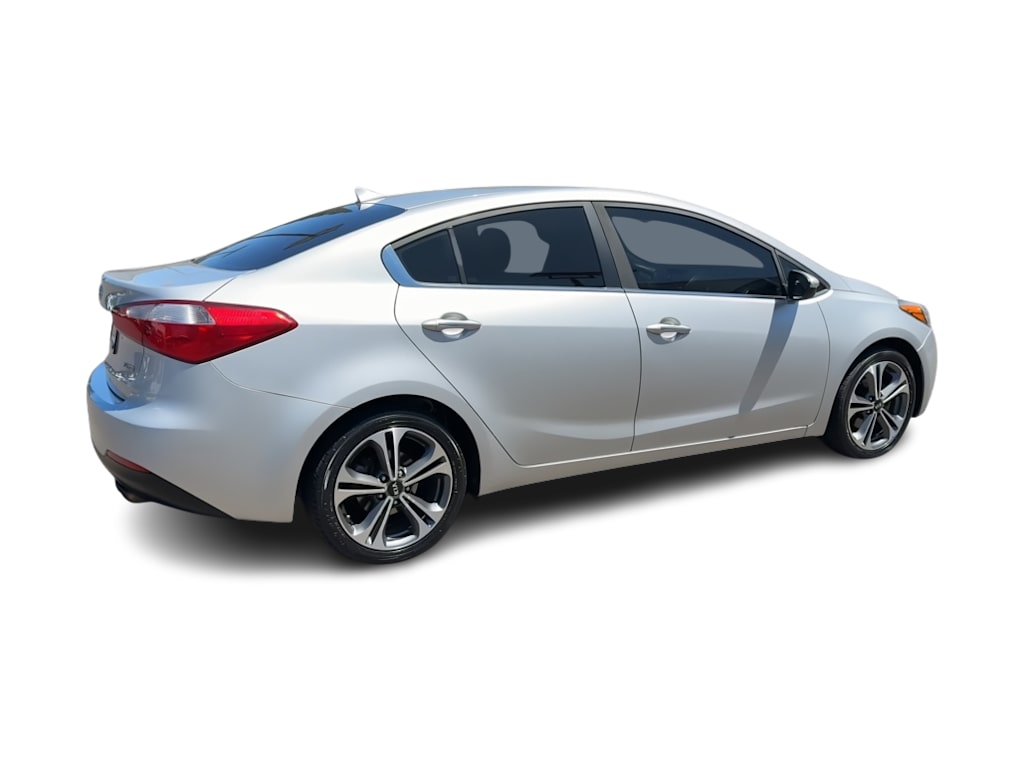 Thumbnail: 2016 Kia Forte - 23