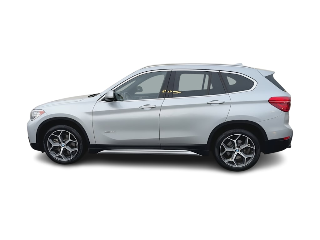 Thumbnail: 2018 BMW X1 - 20