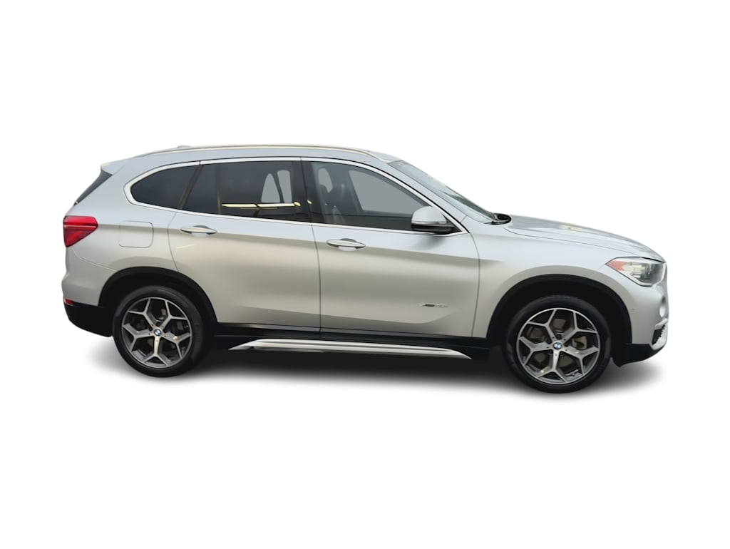 Thumbnail: 2018 BMW X1 - 22