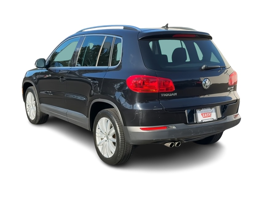 Thumbnail: 2012 Volkswagen Tiguan - 4