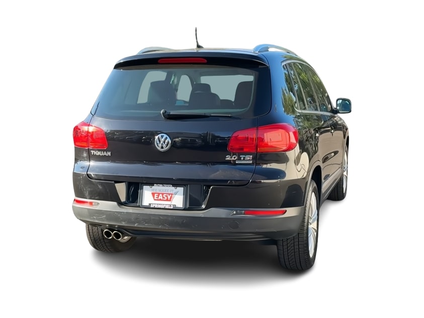 Thumbnail: 2012 Volkswagen Tiguan - 22