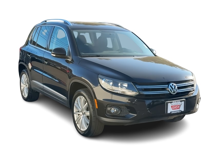 Thumbnail: 2012 Volkswagen Tiguan - 20