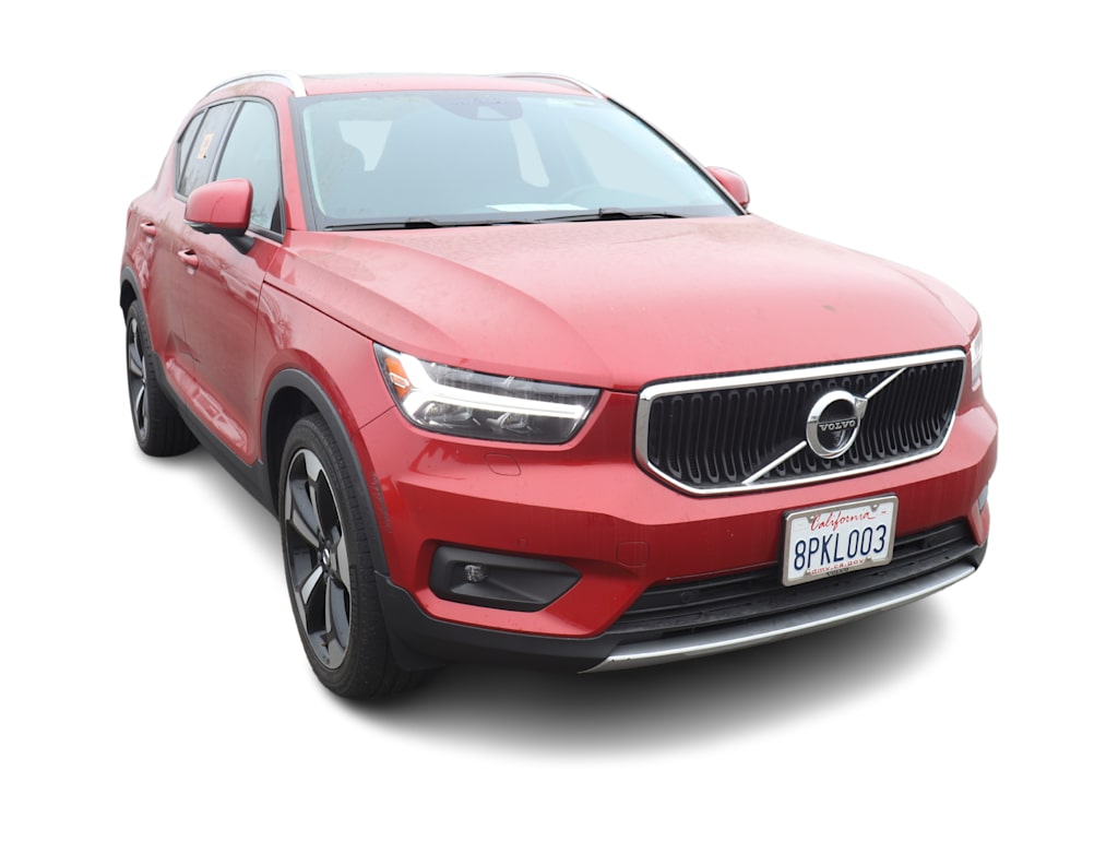 2020 Volvo XC40 T5 Momentum 9